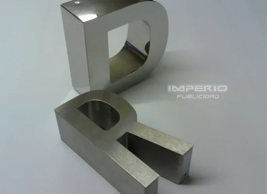 letras-3d-acero-inoxidable-espejo-cepillado-cdmx Letras 3D de acero inoxidable con acabado espejo y cepillado fabricadas en CDMX